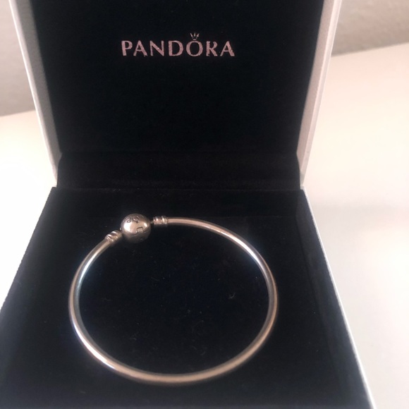 Pandora | Bangle Bracelet - Picture 2 of 4